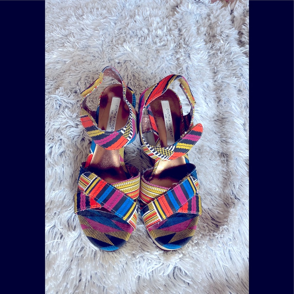 Cynthia Vincent for target multi color wedges size 7
